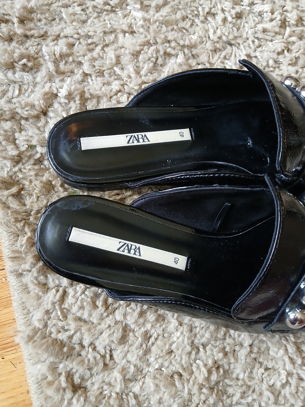 Zara Black Patent Slip-On Mules with Silver Bead Detail - Picture 5 of 8